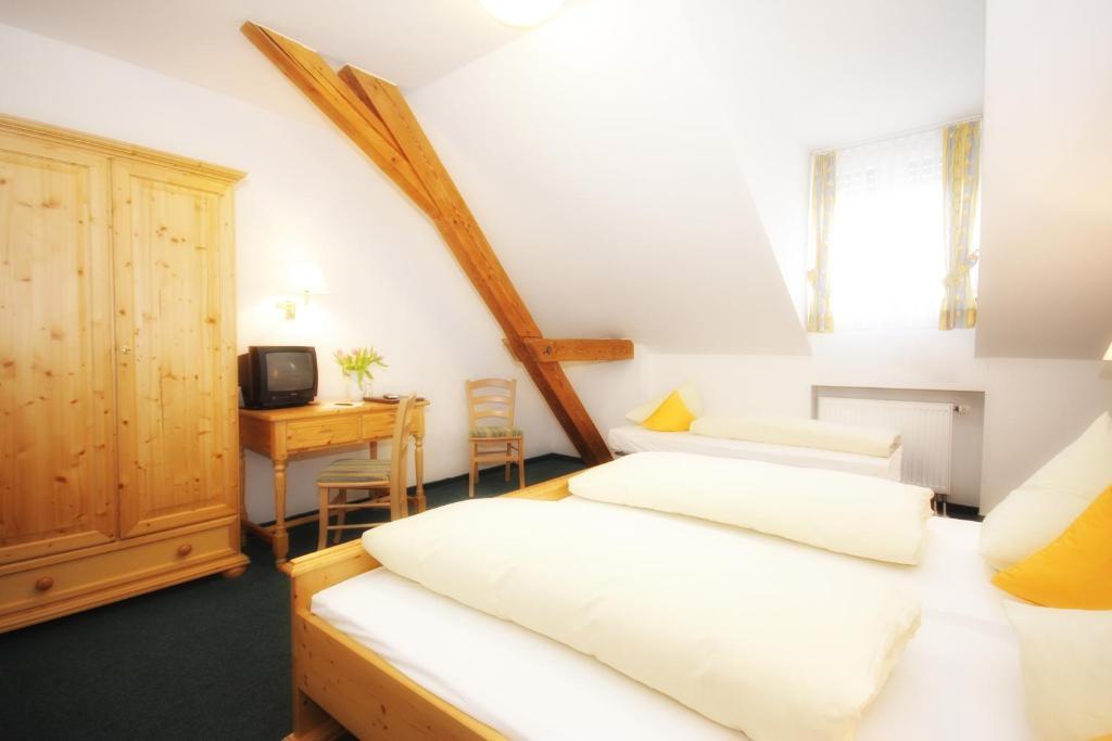 Hotel Trasen Waldkraiburg Szoba fotó