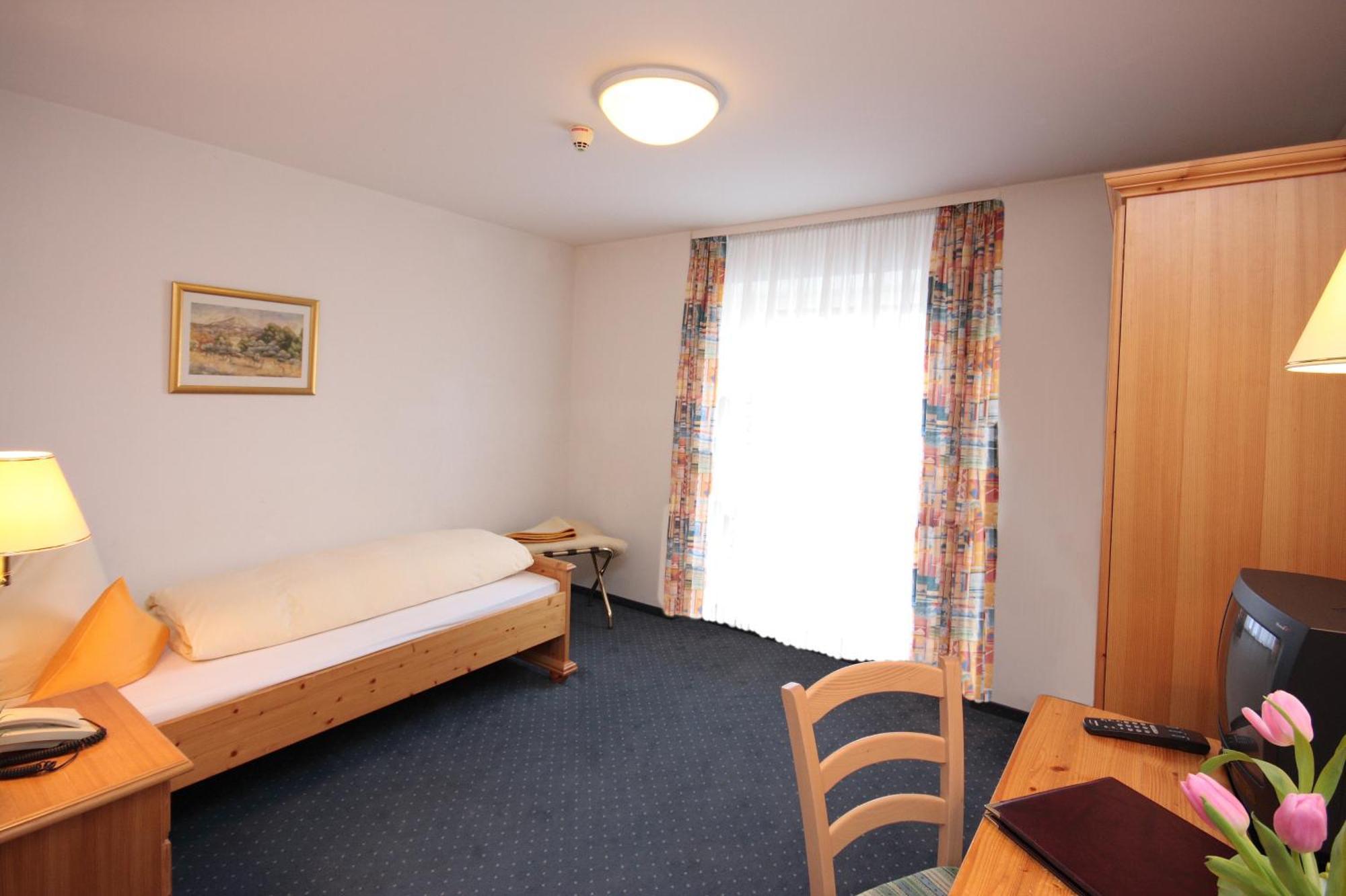 Hotel Trasen Waldkraiburg Kültér fotó